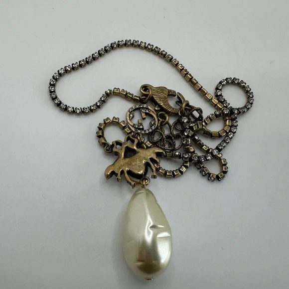 Gucci Gold-tone, crystal and faux pearl necklace - Picture 7 of 14